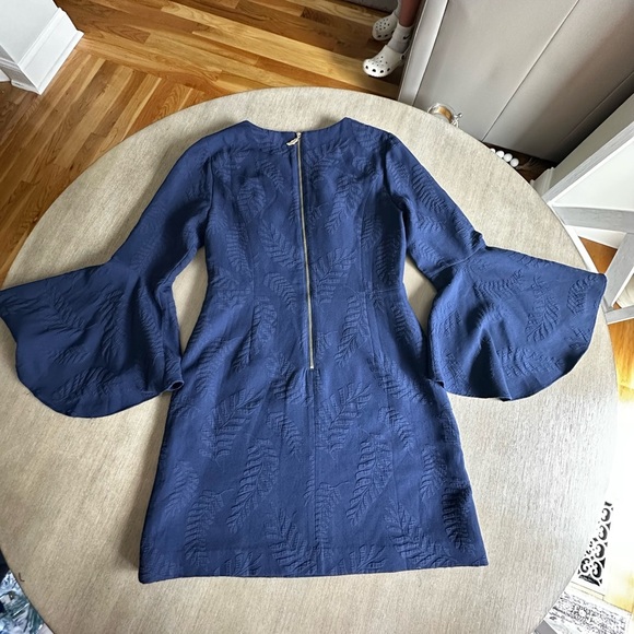 Lilly Pulitzer jacquard palm leaf bell sleeve Midnight Blue Leaf Dress size 10 - Picture 4 of 14